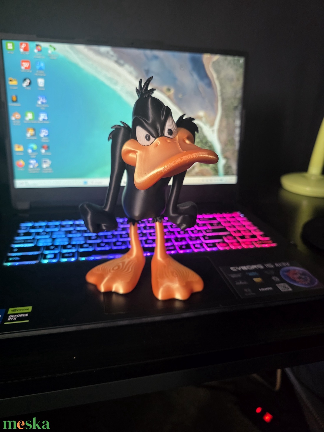  Daffy kacsa figura � Egy vagány karakter, aki nem marad észrevétlen! - játék & sport - plüssállat & játékfigura - más figura - Meska.hu