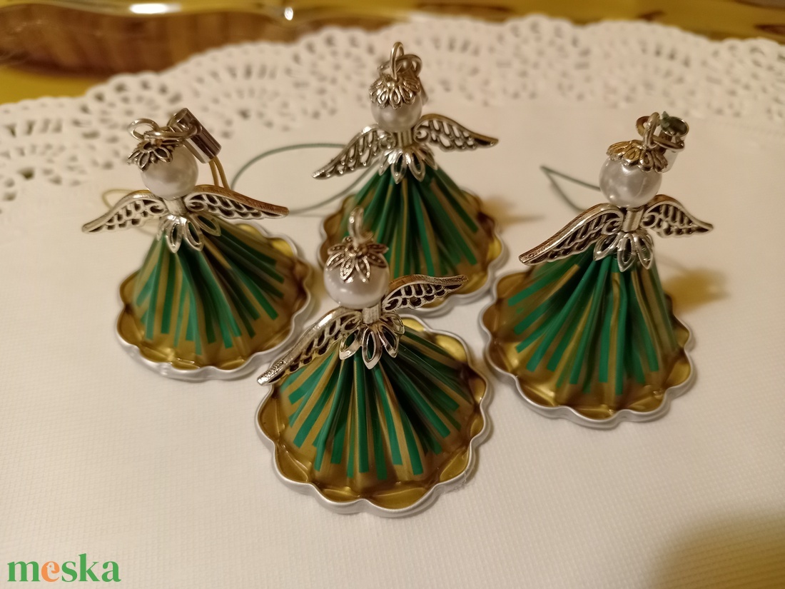 Karácsonyi angyalkák - kávékapszulából  - karácsony - karácsonyi lakásdekoráció - karácsonyi lakásdíszek - Meska.hu