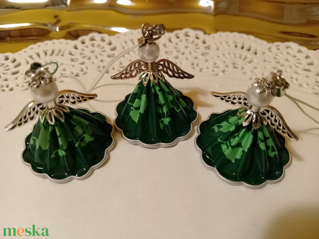 Karácsonyi angyalkák - kávékapszulából  - karácsony - karácsonyi lakásdekoráció - karácsonyi lakásdíszek - Meska.hu