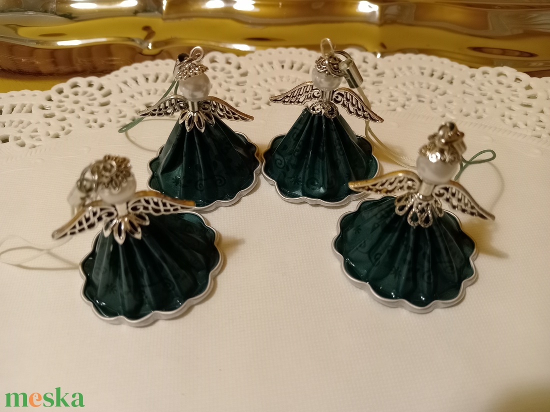 Karácsonyi angyalkák - kávékapszulából  - karácsony - karácsonyi lakásdekoráció - karácsonyi lakásdíszek - Meska.hu