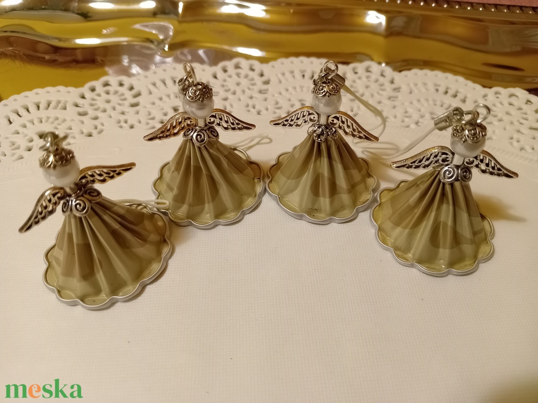 Karácsonyi angyalkák - kávékapszulából  - karácsony - karácsonyi lakásdekoráció - karácsonyi lakásdíszek - Meska.hu