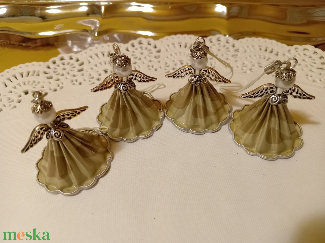 Karácsonyi angyalkák - kávékapszulából  - karácsony - karácsonyi lakásdekoráció - karácsonyi lakásdíszek - Meska.hu