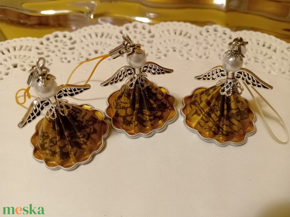 Karácsonyi angyalkák - kávékapszulából  - karácsony - karácsonyi lakásdekoráció - karácsonyi lakásdíszek - Meska.hu