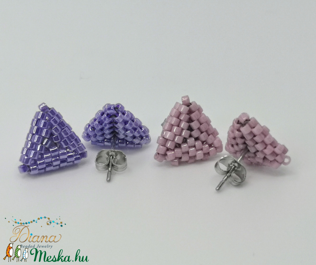Ear candy fülbevaló szett - Lila és halvány rózsaszín - ékszer - fülbevaló - pötty fülbevaló - Meska.hu Ear candy fülbevaló szett - Lila és halvány rózsaszín - ékszer - fülbevaló - pötty fülbevaló - Meska.hu