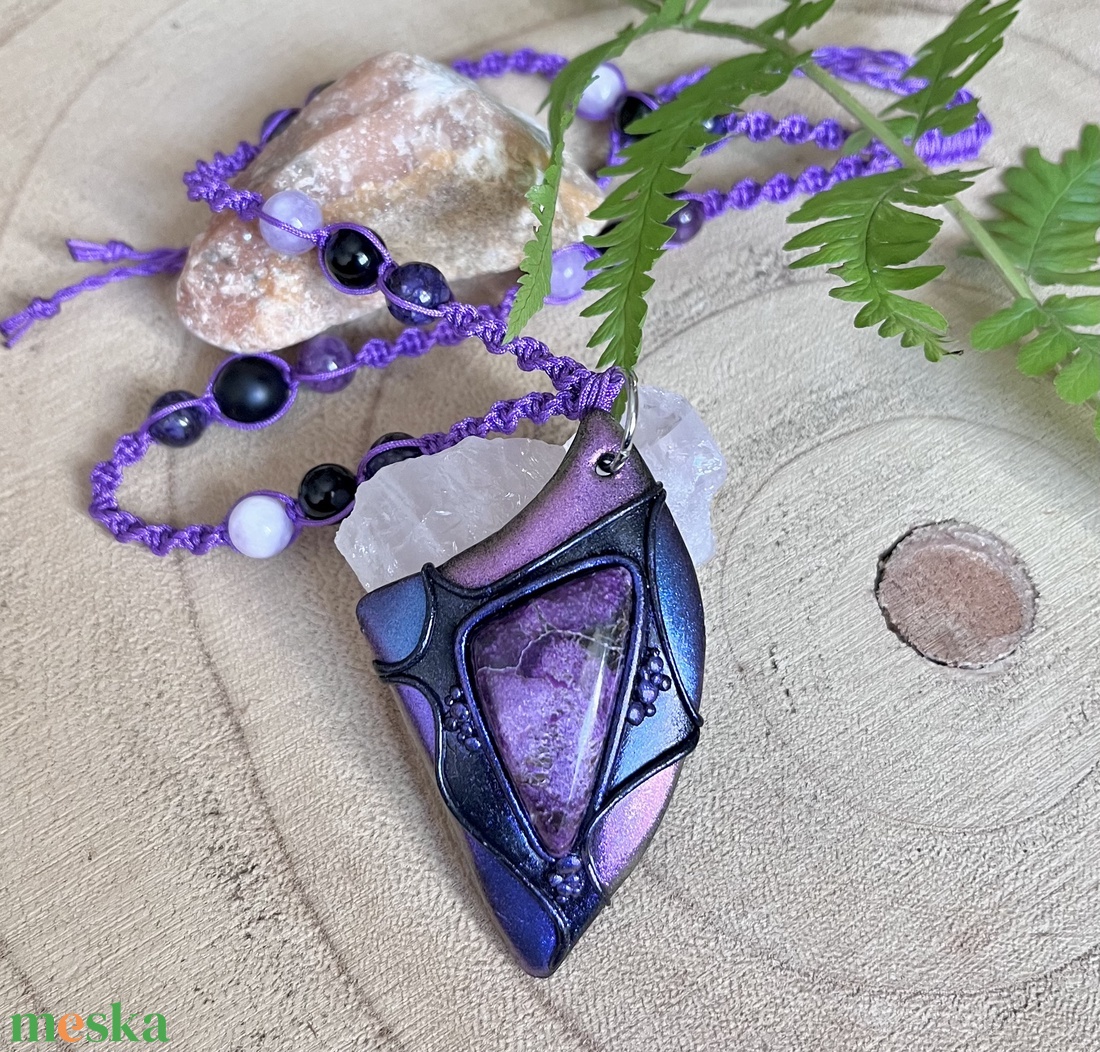 Stichtit nyaklánc - ékszer - nyaklánc - medálos nyaklánc - Meska.hu