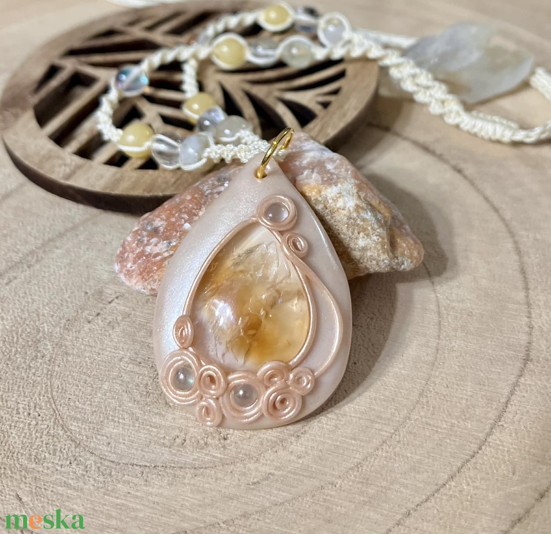 Citrin ásvány nyaklánc - ékszer - nyaklánc - medálos nyaklánc - Meska.hu