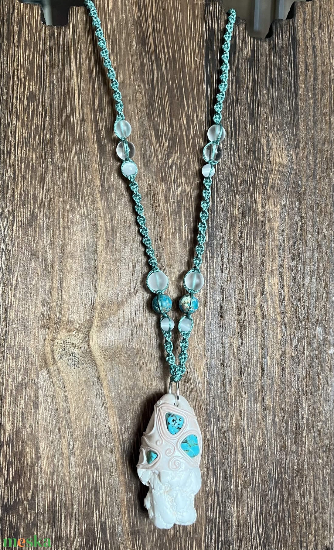 Nyers MAGNEZIT medál TÜRKINITTEL kirakva - ékszer - nyaklánc - medálos nyaklánc - Meska.hu