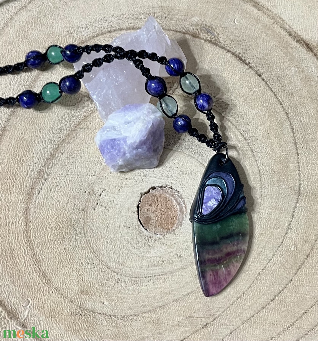 Fluorit nyaklánc csaroittal díszítve - ékszer - nyaklánc - medálos nyaklánc - Meska.hu