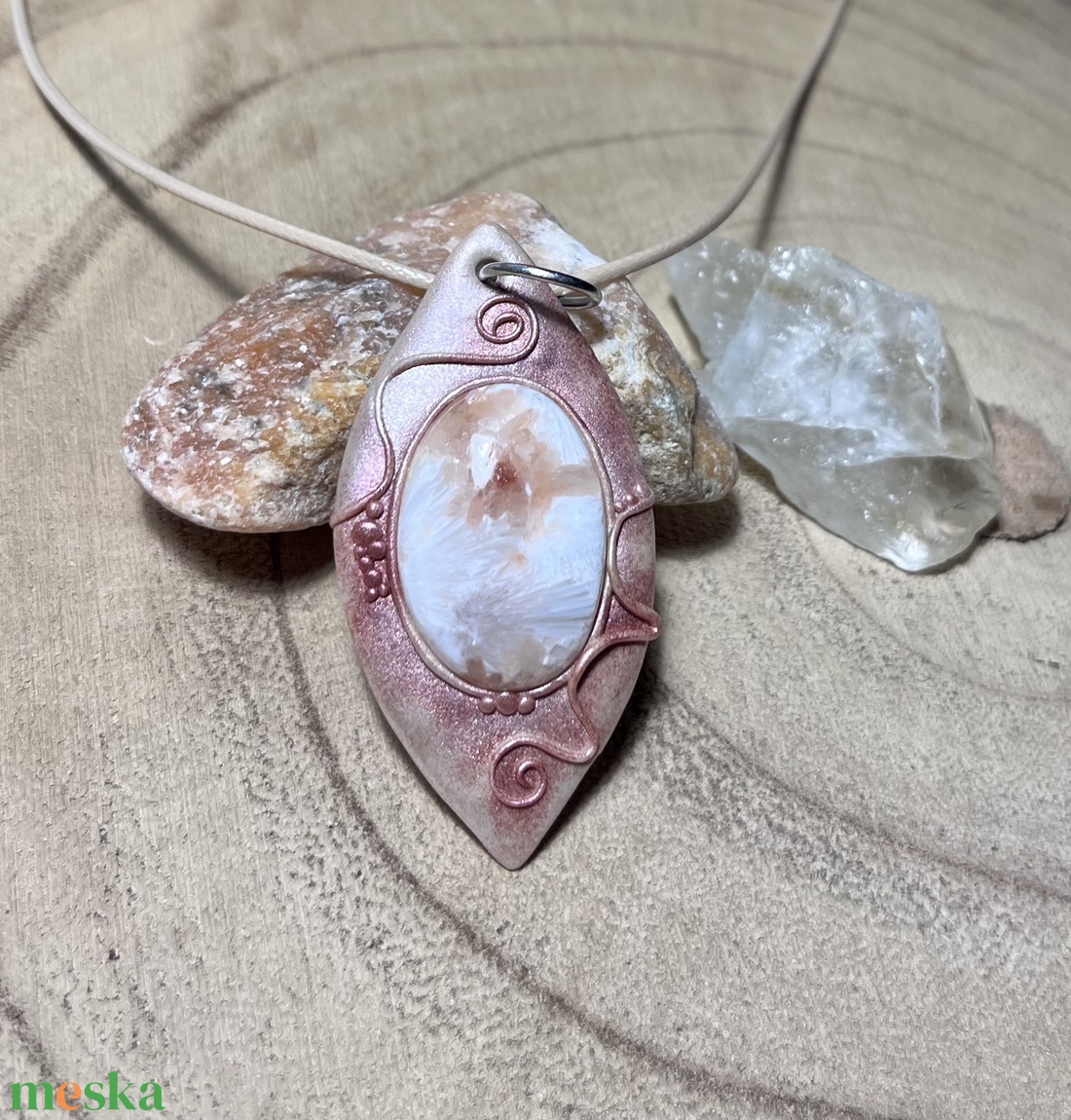 Skolecit medál  - ékszer - nyaklánc - medálos nyaklánc - Meska.hu