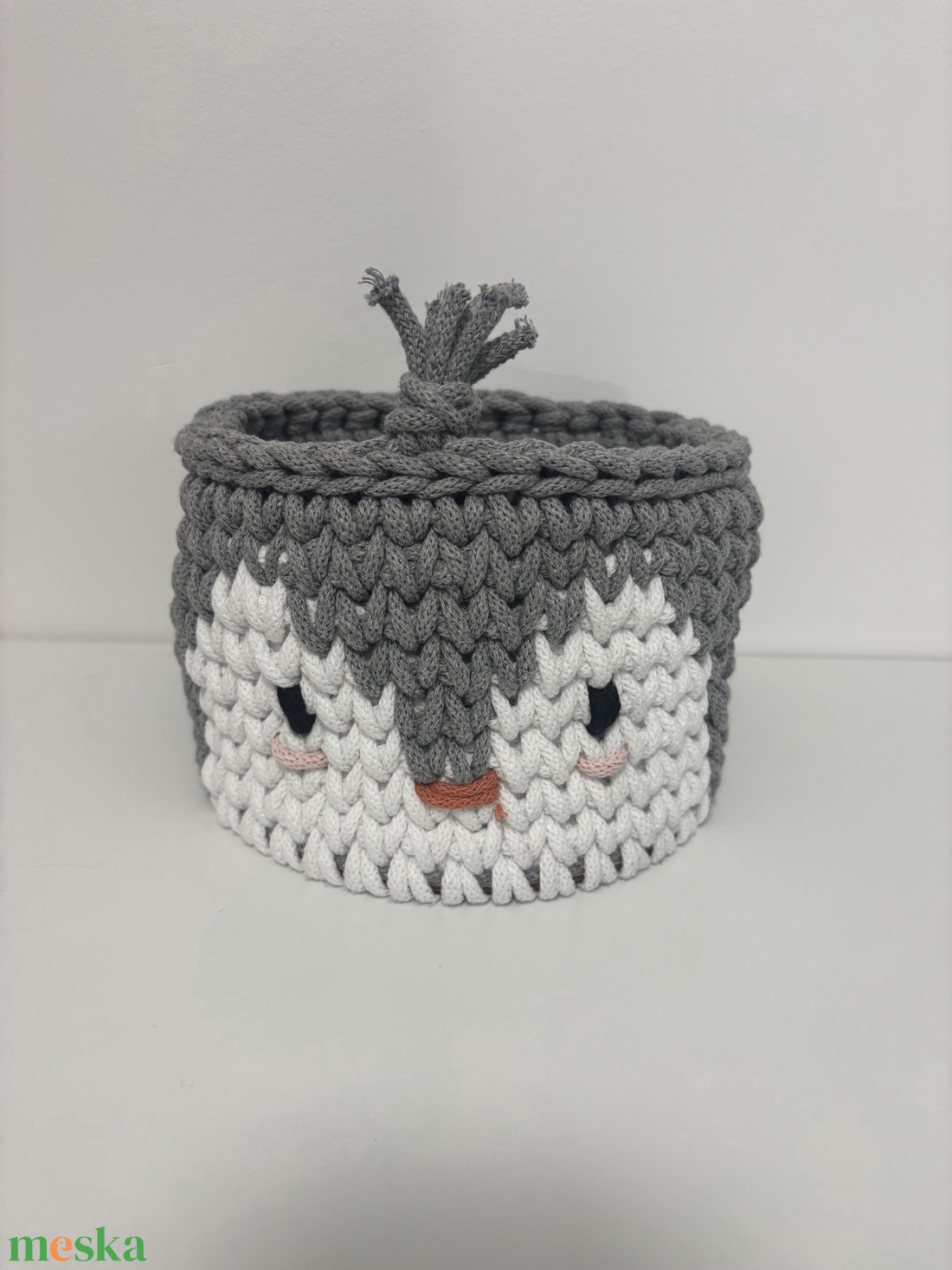 Horgolt pingvin tároló -  - Meska.hu