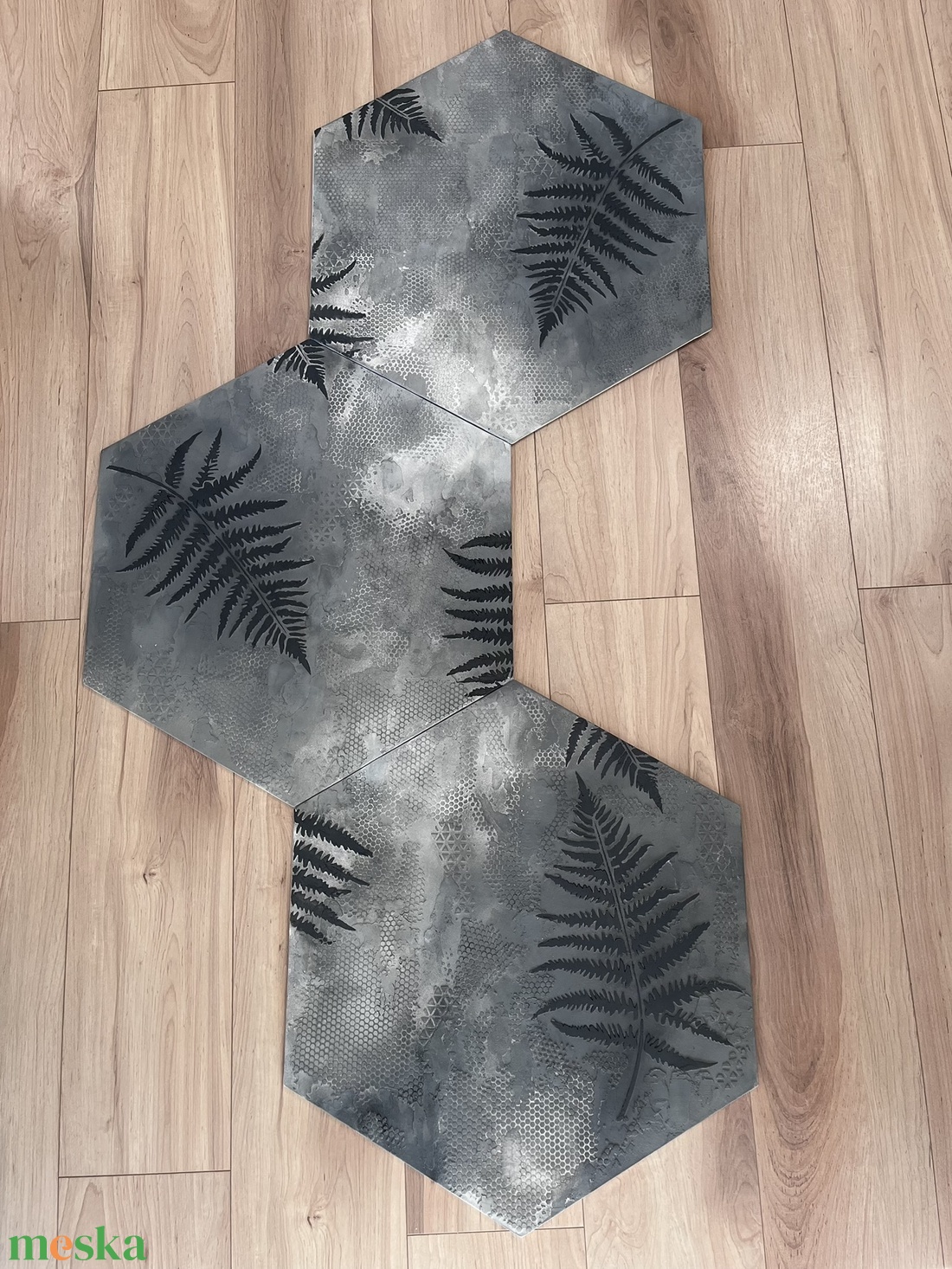 Modern betonhatású hexagon falpanel szett - művészet - festmény - festmény vegyes technika - Meska.hu