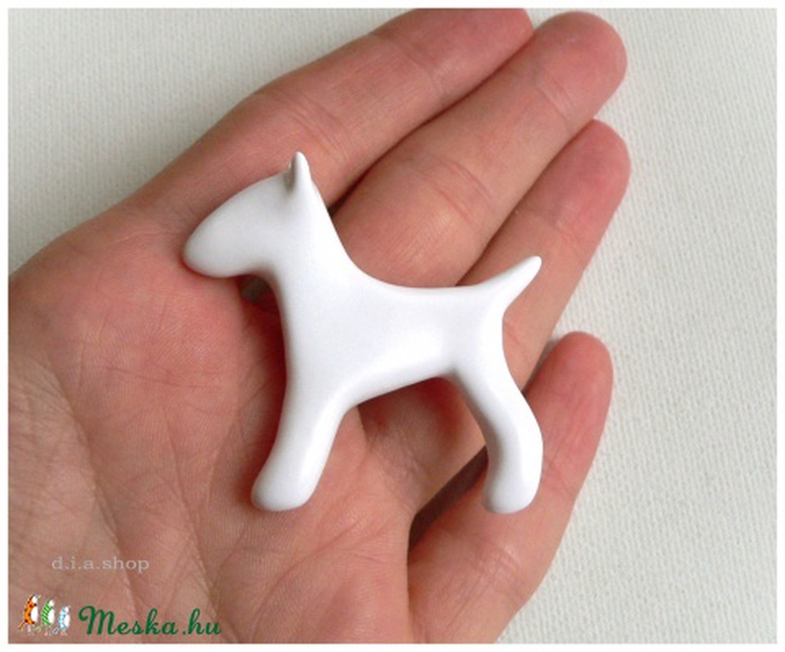 Bullterrier, fehér kutya - kitűző -  - Meska.hu