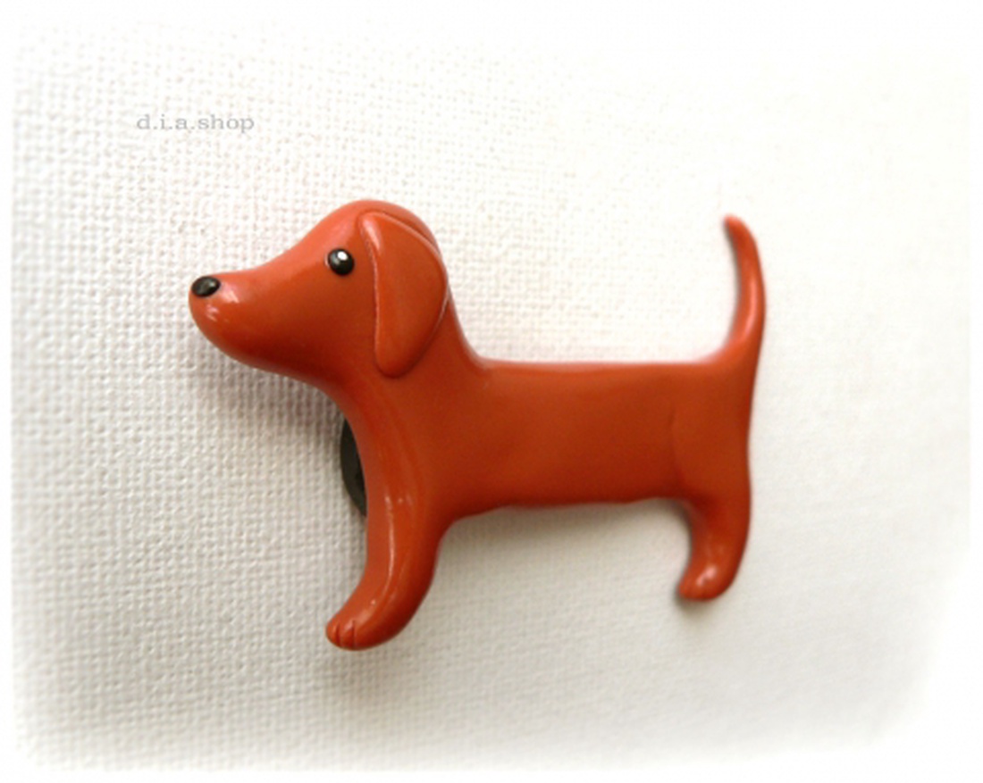 Tacskó, avagy Kifli a kajla kutya - hűtőmágnes  -  - Meska.hu