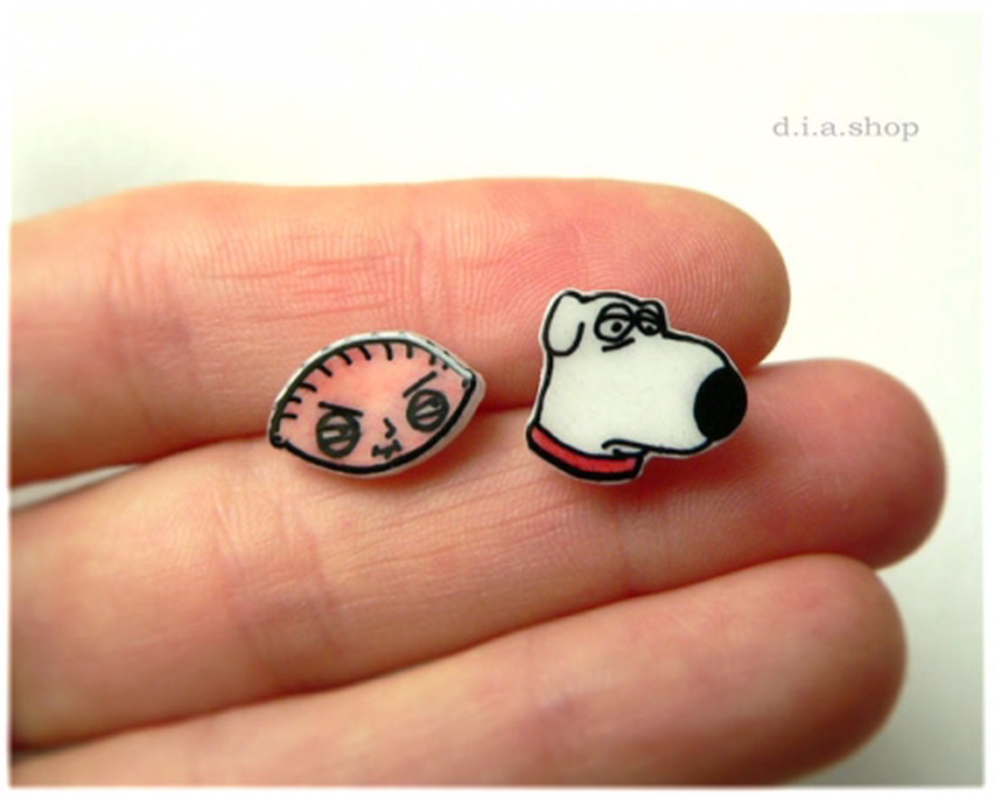 Family Guy - Stewie és Brian Griffin - bedugós fülbevaló, zsugorkából -  - Meska.hu