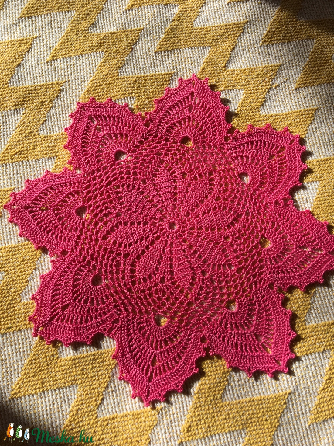 Rózsaszín horgolt terítő -  - Meska.hu