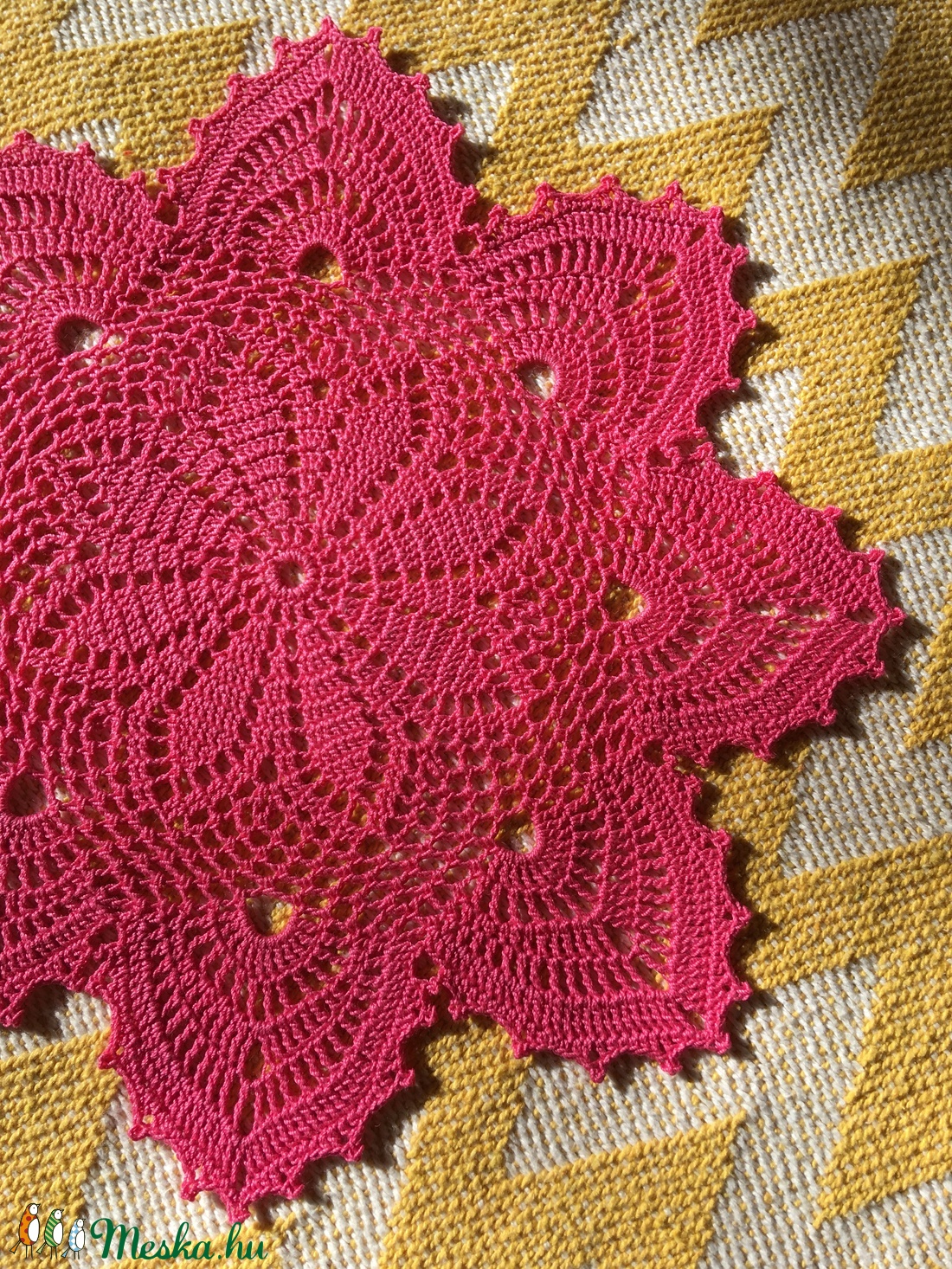Rózsaszín horgolt terítő -  - Meska.hu