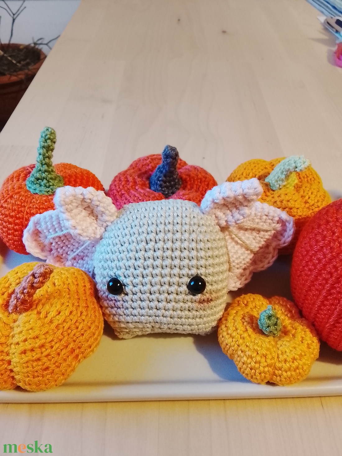 Horgolt denevér - otthon & életmód - dekoráció - asztal és polc dekoráció - horgolt & csipketerítő - Meska.hu