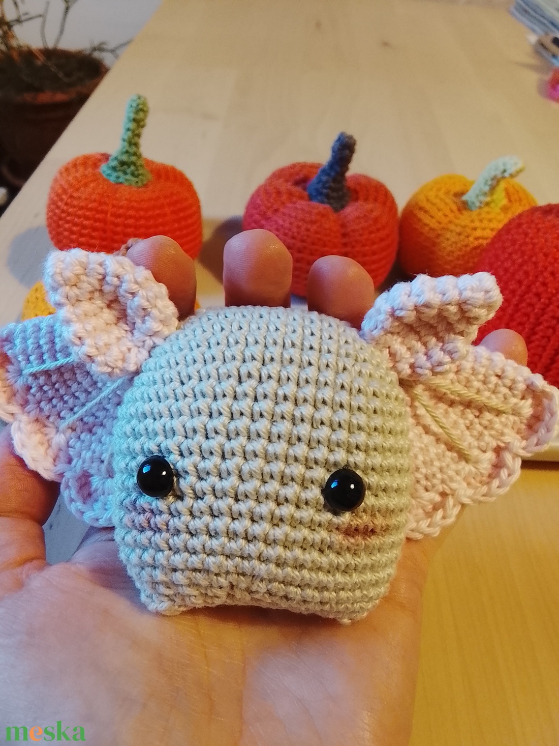 Horgolt denevér - otthon & életmód - dekoráció - asztal és polc dekoráció - horgolt & csipketerítő - Meska.hu