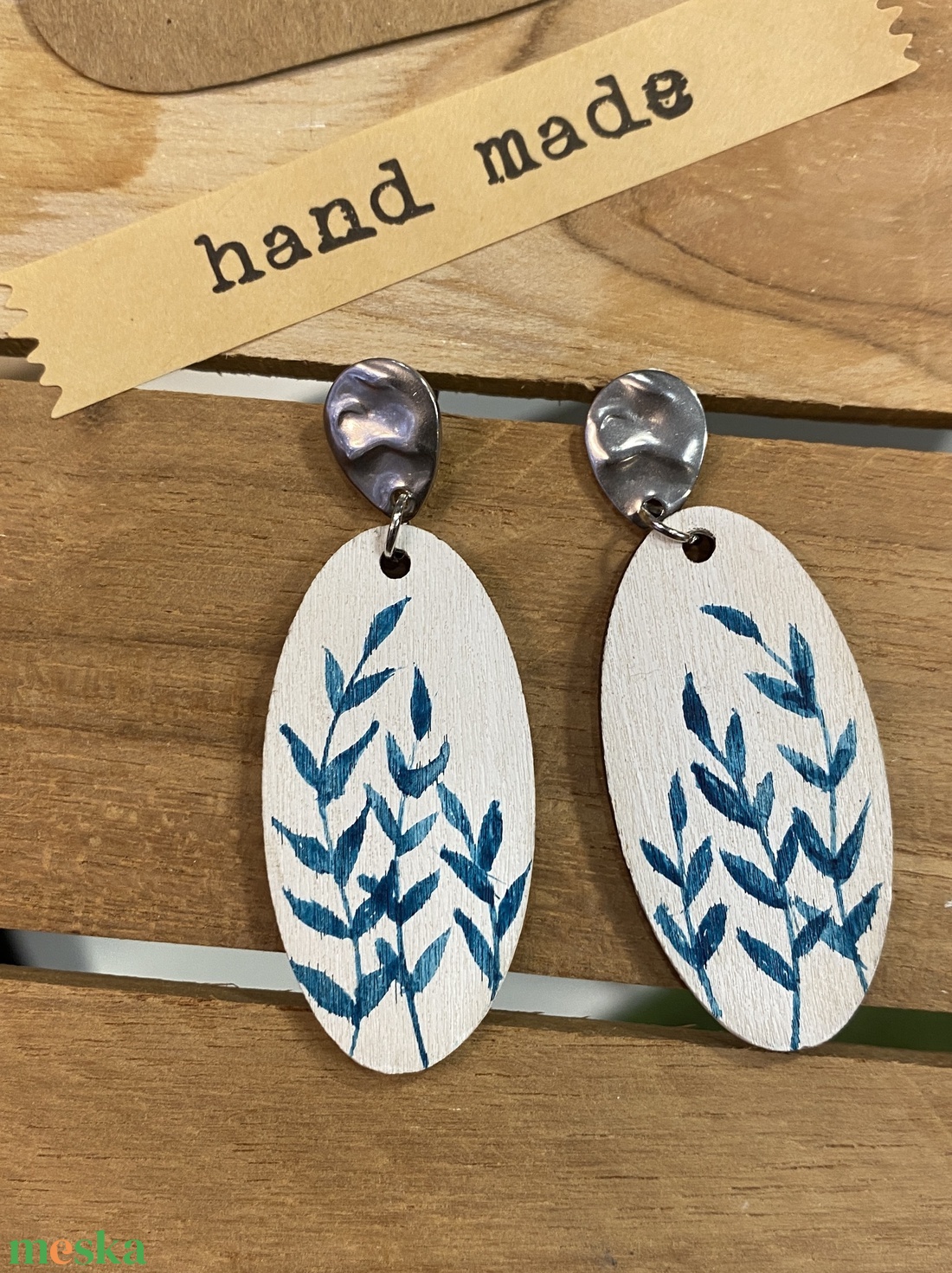 Ornamentika1 - kézzel festett ornamentikus fa fülbevaló, kék, ovális, nagy - ékszer - fülbevaló - lógó fülbevaló - Meska.hu