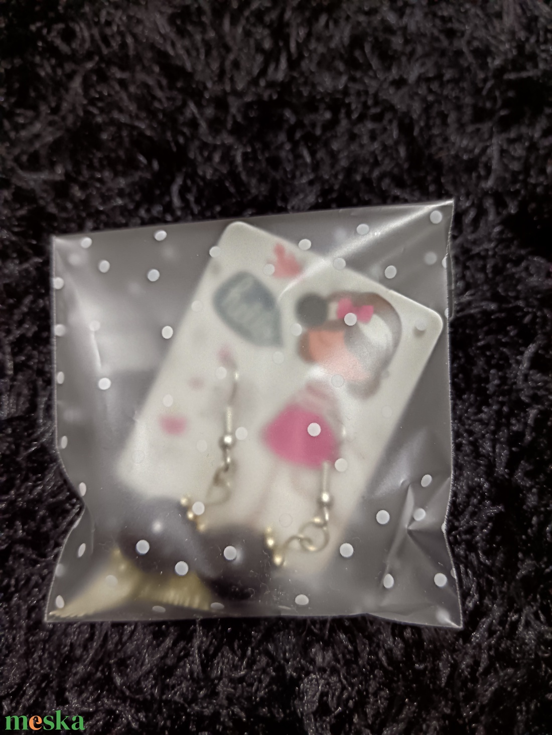 Fekete angyalszárnyas fülbevaló  - ékszer - fülbevaló - lógó fülbevaló - Meska.hu