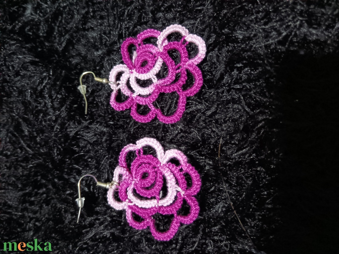 Színátmenetes hajócsipke rózsafülbevaló  - ékszer - fülbevaló - lógó fülbevaló - Meska.hu