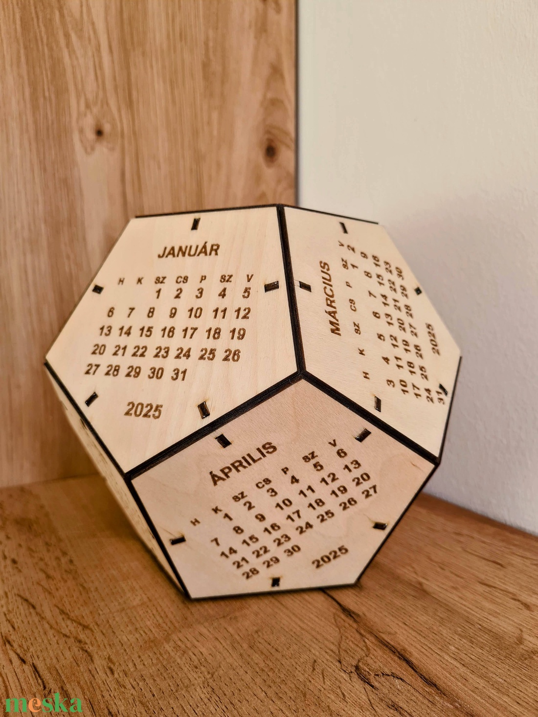 12 oldalú 3D naptár 2025 - otthon & életmód - dekoráció - fali és függő dekoráció - falinaptár & öröknaptár - Meska.hu