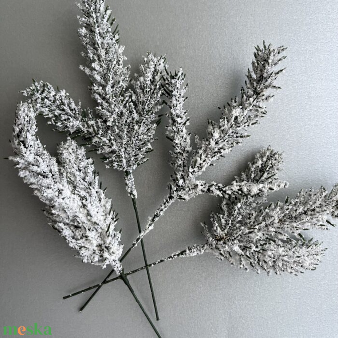 Havas fenyőág - kellékek & szerszámok - dekorációs kellékek - dekorfenyő - Meska.hu