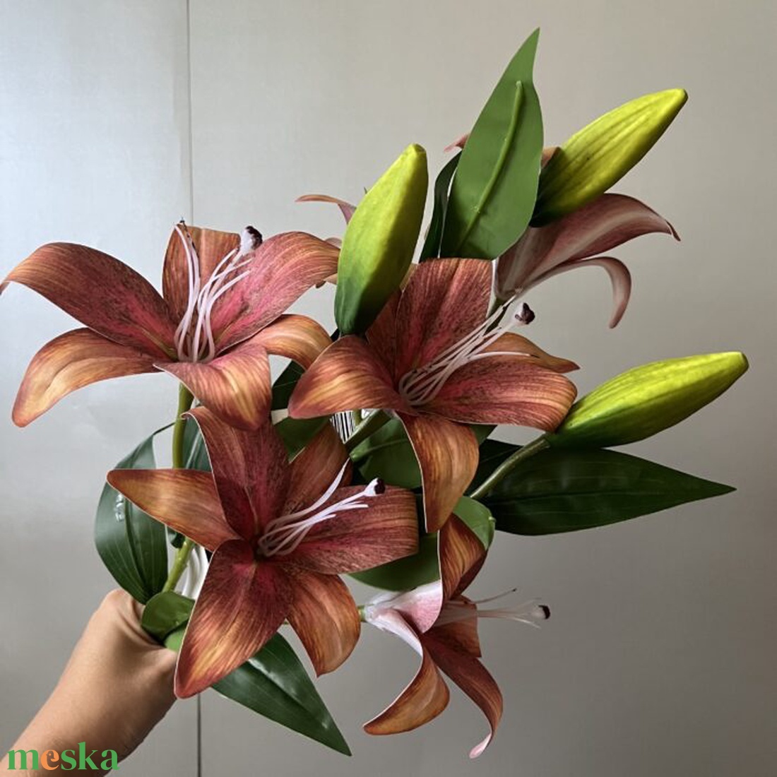 Hosszú szárú liliom narancs- bordó - otthon & életmód - dekoráció - virágdekoráció - virágok - szálas virág - Meska.hu