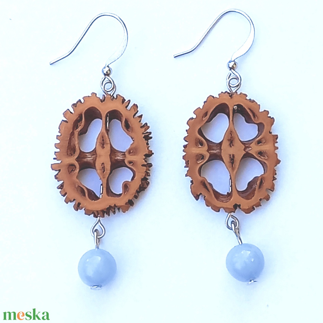 Gyöngyös fekete dió fülbevaló, romantikusan természetes ajándék - ékszer - fülbevaló - lógó fülbevaló - Meska.hu