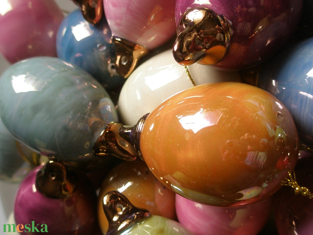 Porcelán tojás - ünnepi díszek, dekorációk - húsvéti díszek és dekorációk - húsvéti tojás, hímestojás - Meska.hu