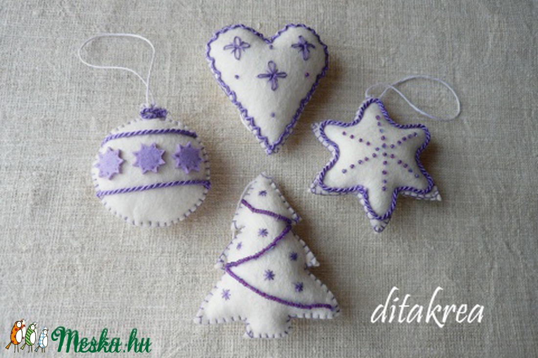 Adventi-karácsonyi díszek fehér gyapjúfilcből -  - Meska.hu