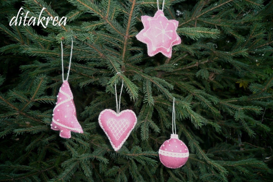Rózsaszínű adventi-karácsonyi díszek -  - Meska.hu
