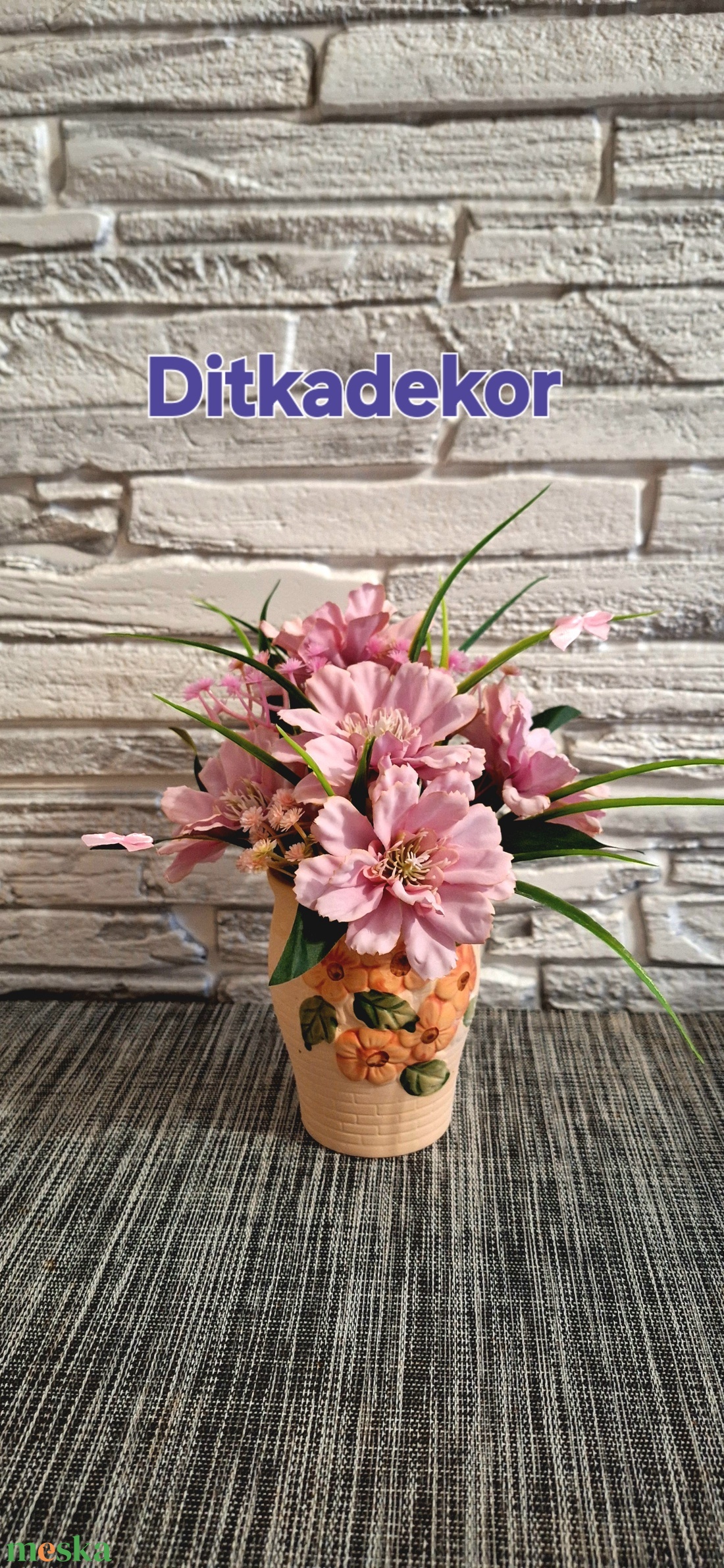 Inkaliliom rusztikus kaspóban - otthon & életmód - virágdekoráció - virágdíszek - asztali virágdísz - Meska.hu