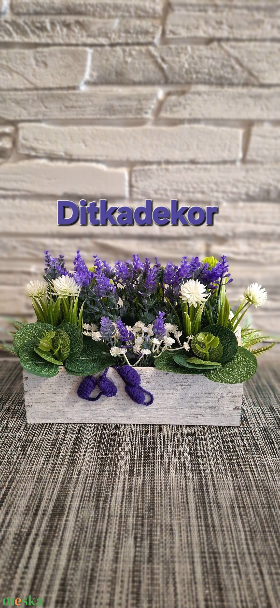  Provence-i álom � Levendulás asztaldísz horgolt szívvel - otthon & életmód - virágdekoráció - virágdíszek - asztali virágdísz - Meska.hu