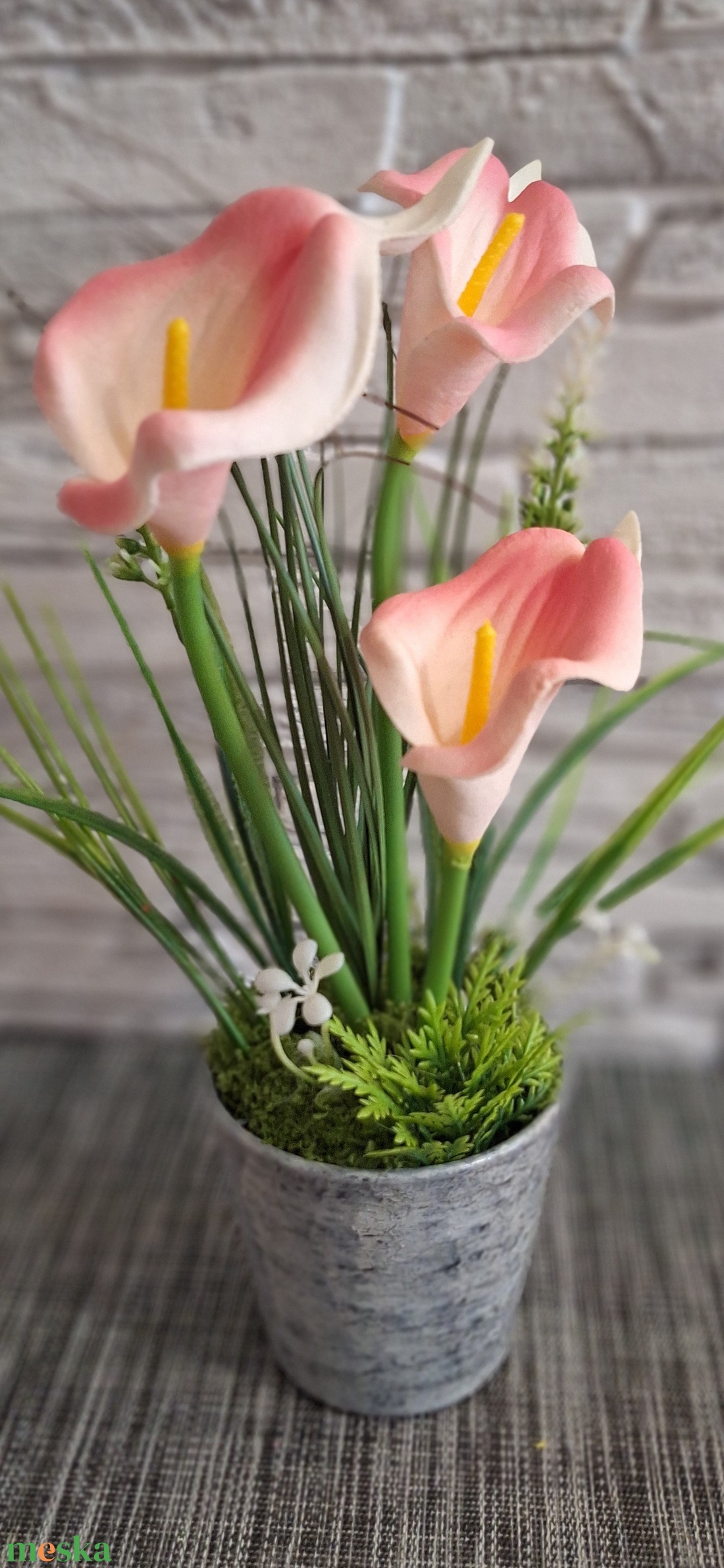 Anyák napiLágyság és Szeretet � Elegáns rózsaszín kála dísz Anyák napjára(25cm magas) - otthon & életmód - virágdekoráció - virágdíszek - virágdísz kaspóban - Meska.hu