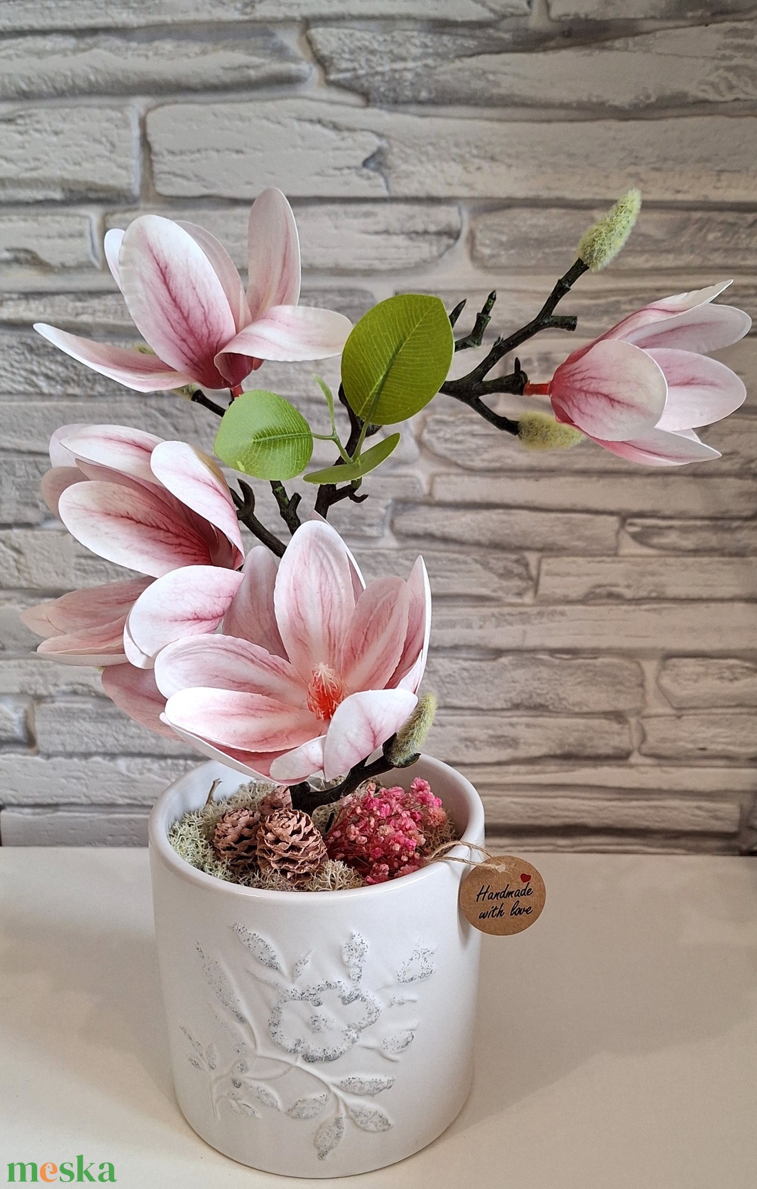Élethű Magnóliás asztaldísz ezüst mintás kaspóban � Elegáns kézműves virágdekoráció ajándékba(38cm magas) - otthon & életmód - dekoráció - asztal és polc dekoráció - asztaldísz - Meska.hu
