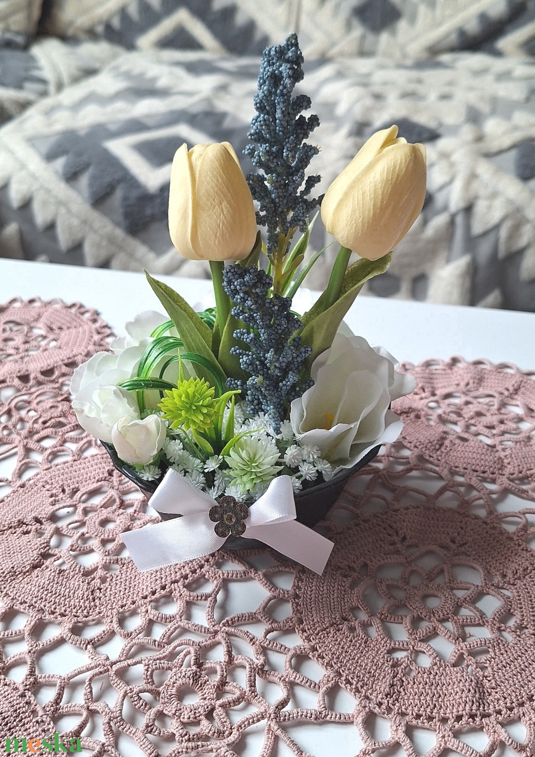 Tulipános asztaldís (15cm magas) - otthon & életmód - virágdekoráció - virágdíszek - virágdísz kaspóban - Meska.hu