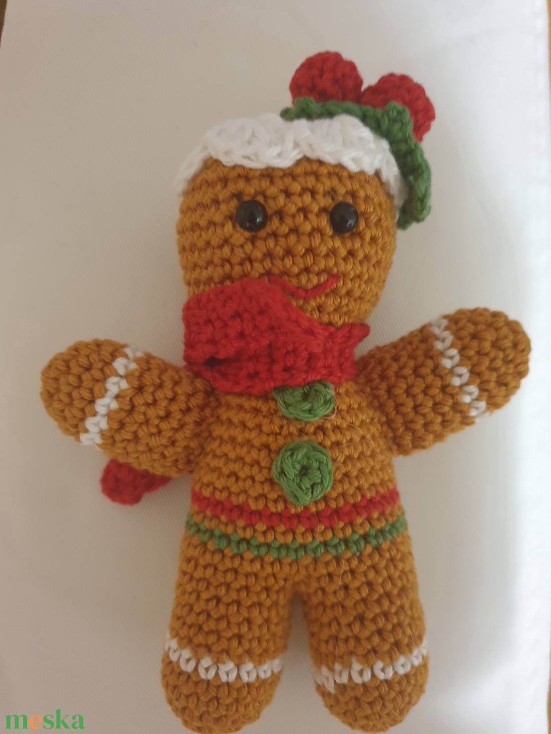 Karácsonyi amigurumi horgolt mézi figura - karácsony - karácsonyi lakásdekoráció - karácsonyi manók, figurák - Meska.hu