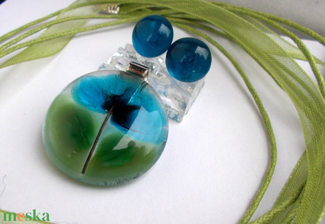 Szellőrózsa üvegékszer szett, ajándék  névnapra, születésnapra. - ékszer - ékszerszett - Meska.hu