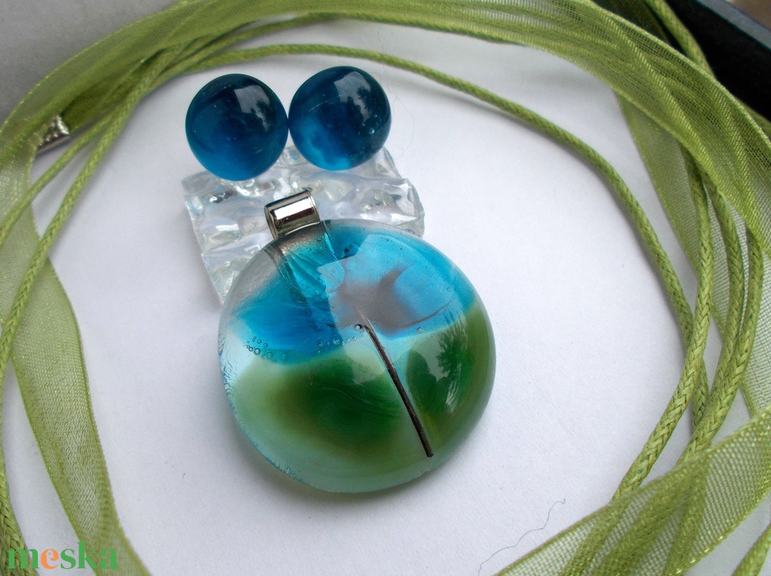 Szellőrózsa üvegékszer szett, ajándék  névnapra, születésnapra. - ékszer - ékszerszett - Meska.hu