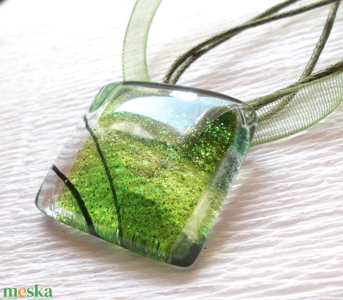 Tündérek erdeje  üvegékszer , ajándék nőknek névnapra, születésnapra. - ékszer - ékszerszett - Meska.hu