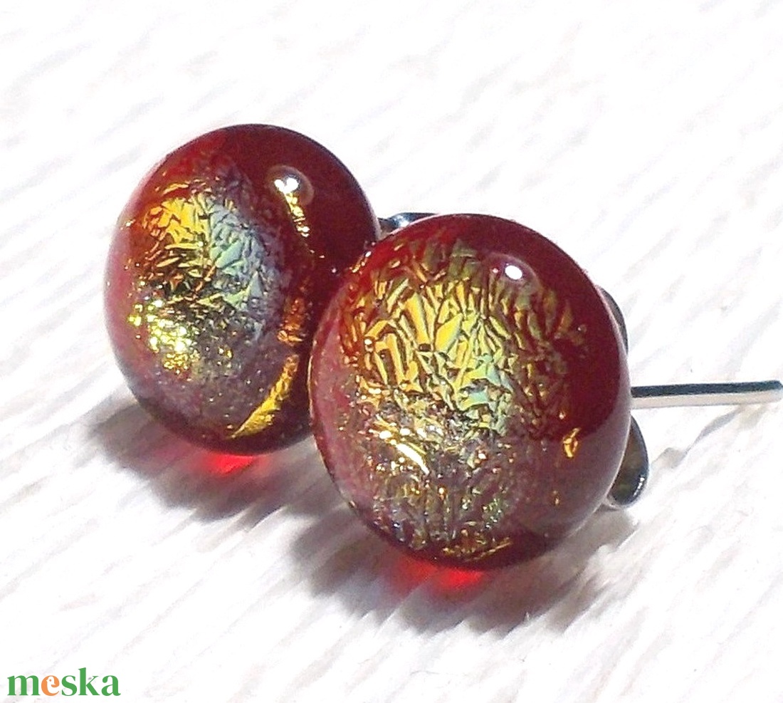 Óarany-piros, üveg fülbevaló, ajándék  névnapra, születésnapra. - ékszer - fülbevaló - pötty fülbevaló - Meska.hu