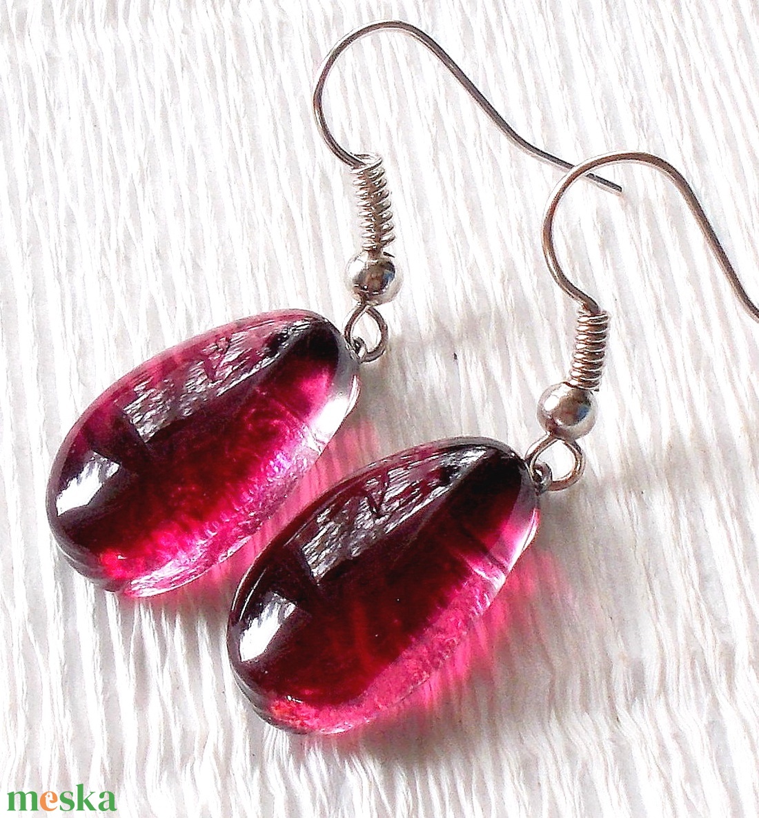 NEMESACÉL!  Smaragd cseppek  fülbevaló, ajándék nőknek, lányoknak, ballagásra, névnapra, születésnapra. - ékszer - fülbevaló - lógó fülbevaló - Meska.hu