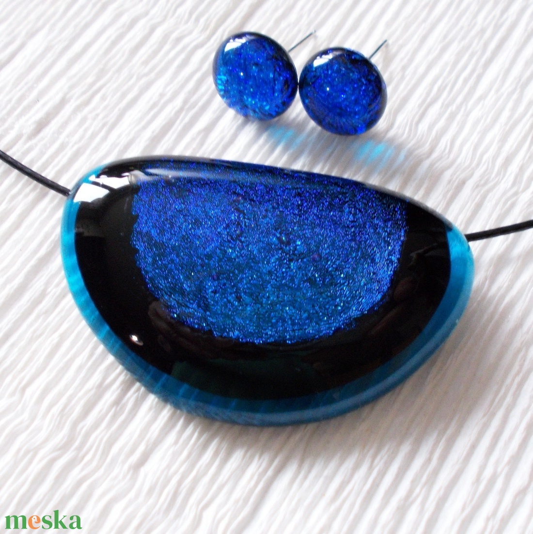 Kék félhold ékszerszett,  nyaklánc és fülbevaló,  ajándék  nőknek névnapra, születésnapra. - ékszer - ékszerszett - Meska.hu