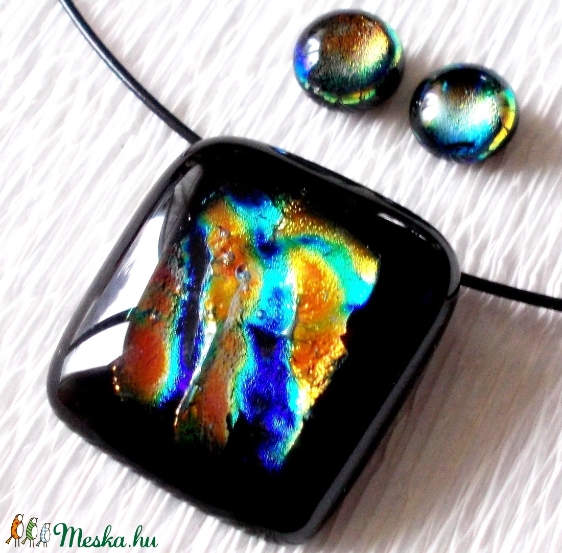 Szivárvány dichroic ékszerszett, ajándék névnapra, születésnapra. - ékszer - ékszerszett - Meska.hu Szivárvány dichroic ékszerszett, ajándék névnapra, születésnapra. - ékszer - ékszerszett - Meska.hu
