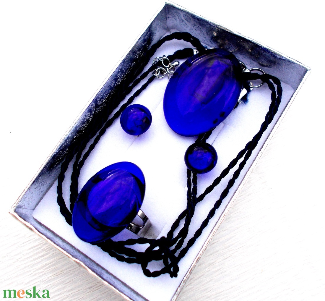 NEMESACÉL! Királykék elegancia, nyaklánc, gyűrű és fülbevaló, ajándék   névnapra, születésnapra. - ékszer - ékszerszett - Meska.hu