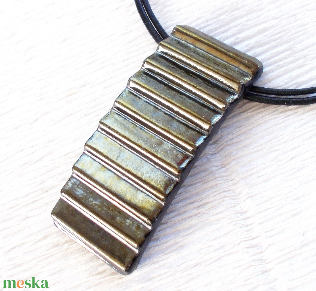 Hajlított bronzos dichroic ékszerszett, ajándék névnapra, születésnapra. - ékszer - ékszerszett - Meska.hu