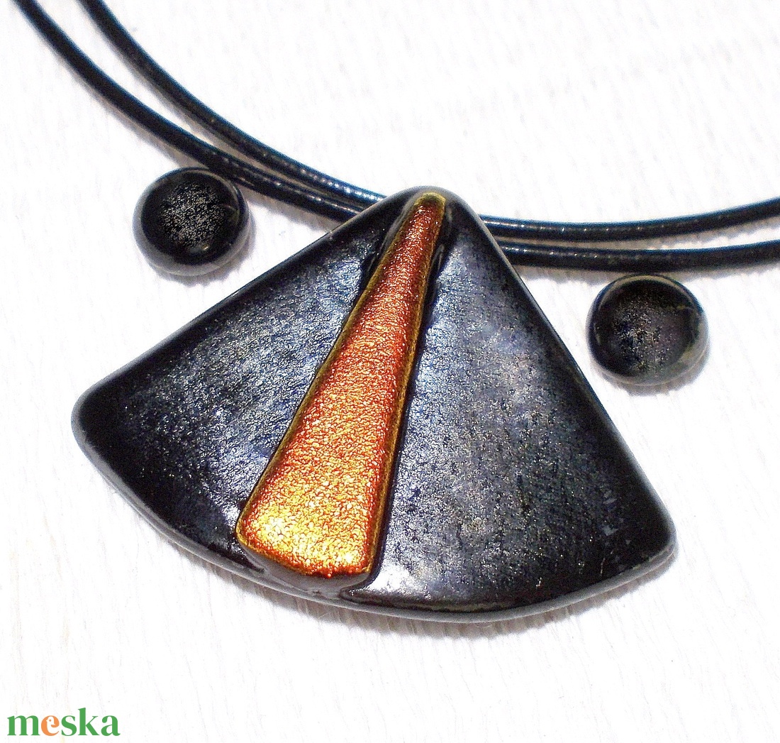 Metál-vörös, dichroic  medál, ajándék névnapra, születésnapra. - ékszer - ékszerszett - Meska.hu