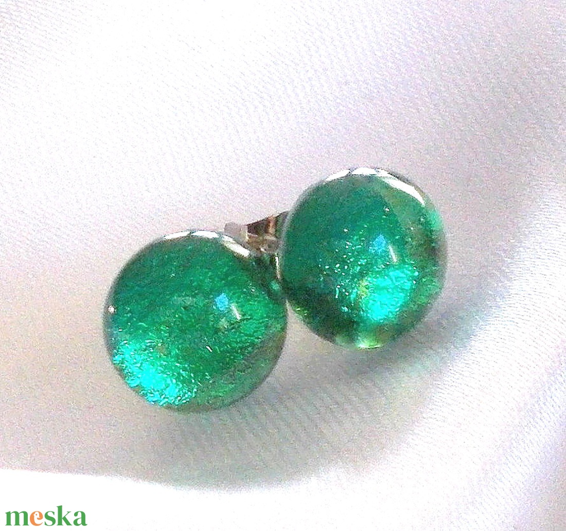 Smaragd dichroic stiftes fülbevaló, fülbevaló. - - Meska.hu Smaragd dichroic stiftes fülbevaló, fülbevaló. - - Meska.hu