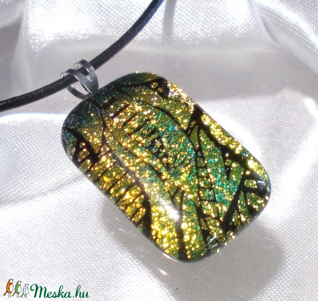 Arany páfrány, dichroic medál és fülbevaló, névnapra, születésnapra. - - Meska.hu Arany páfrány, dichroic medál és fülbevaló, névnapra, születésnapra. - - Meska.hu